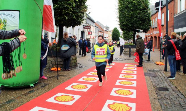 Vi skal bruge: 422 meter løb, børn og Rasmus Klump