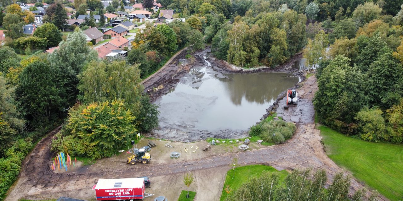 Søen i Doktorparken er snart så god som ny