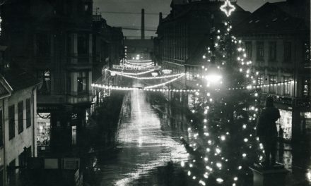 Kom med på julebyvandring