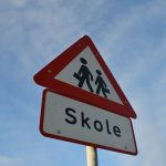 Se listen: Overholder din lokale folkeskole sit budget?