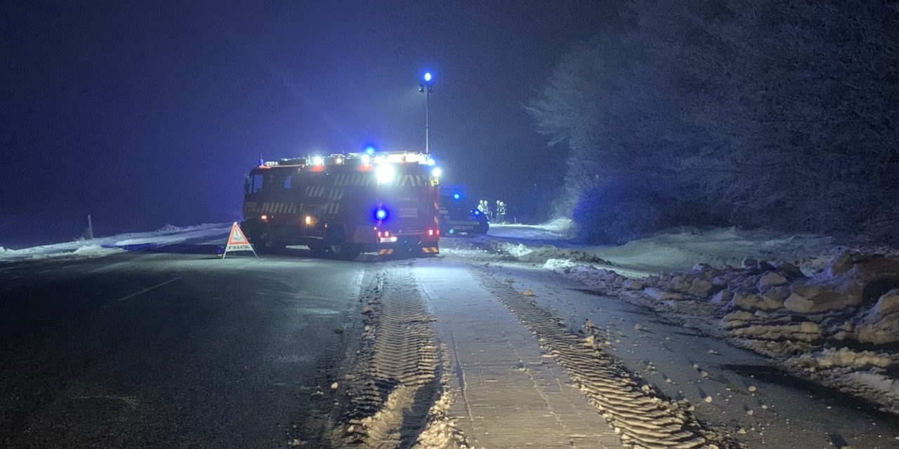 Voldsom brand på gård: Ekstra styrker tilkaldt