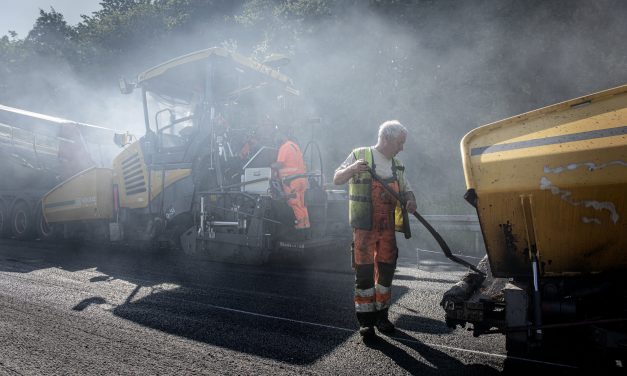 Motorvej får ny asfalt: Bilister får alternativer