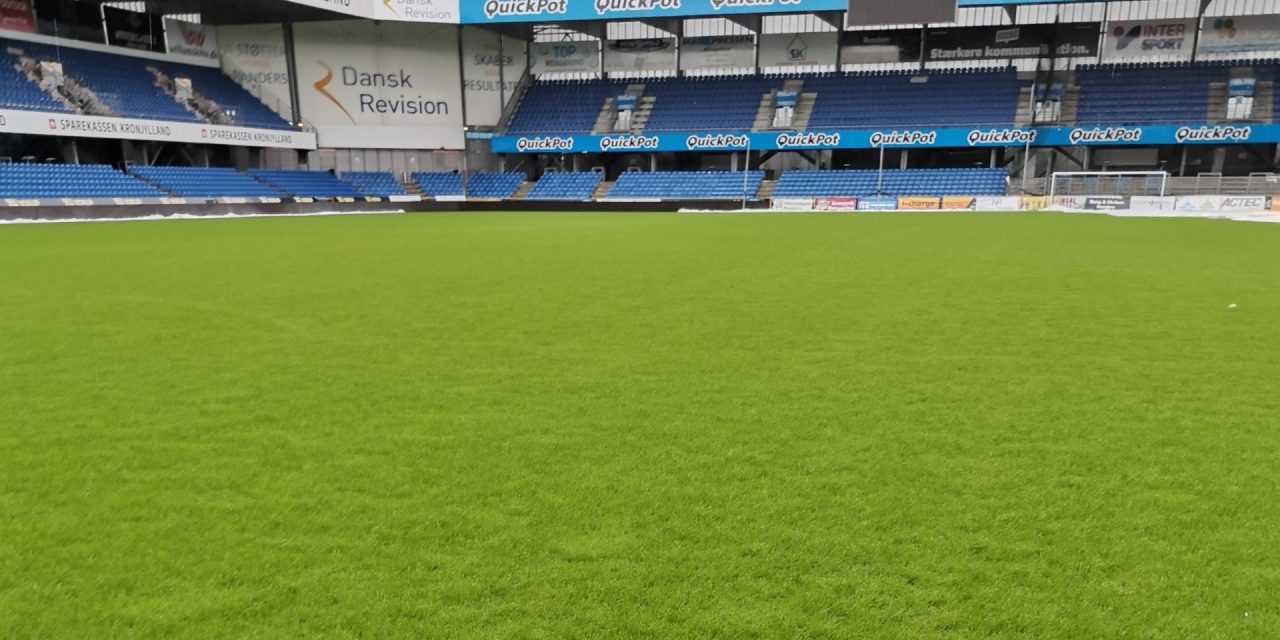 Randers FC må låne penge til hybridbane