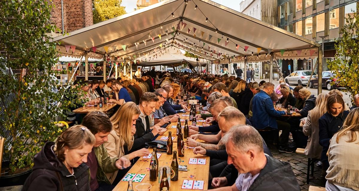 Torv i Randers får specialdesignet telt