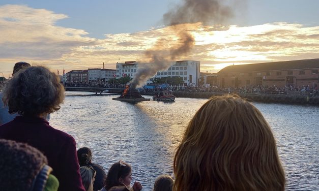 Se fotos: Sankthans fejret af både børn og stationspumaer