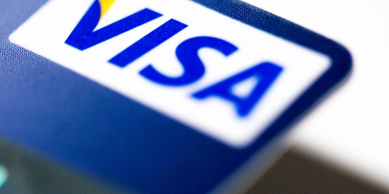 Visa-problemer hos Arbejdernes Landsbank: Kunder kan ikke betale i butikkerne