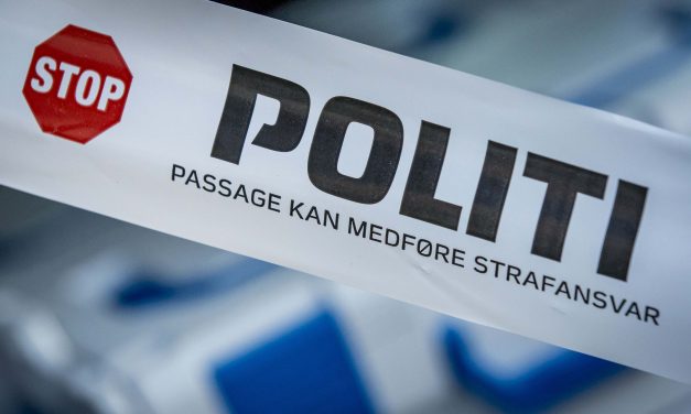 Overfaldet med kniv og spark i sit hjem: Nu melder politiet ud