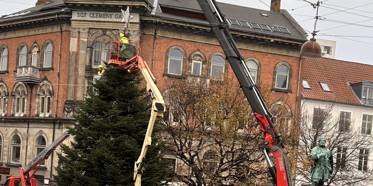 Se billederne: Randers gør klar til juletræstændingen på fredag